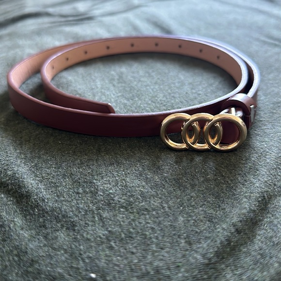 3pcs Women round gold loop buckle, Skinny belts. - Picture 4 of 4